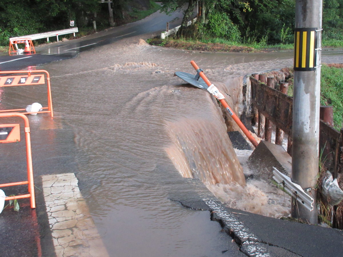 １１０ の記録的豪雨 須賀川市内各地で道路冠水も 阿武隈時報社